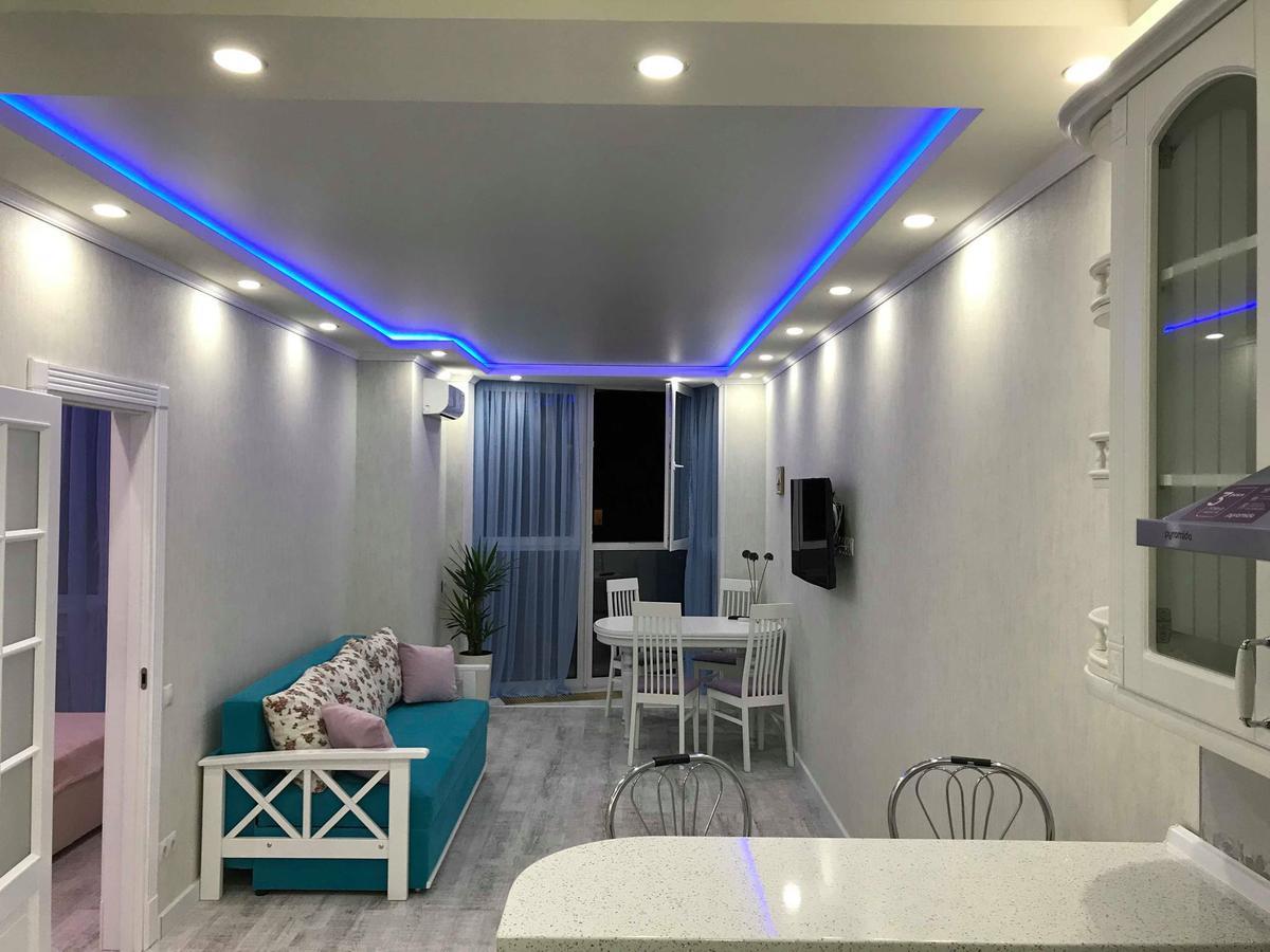 Luxe Apartment On Drahomanova Kiev Dış mekan fotoğraf