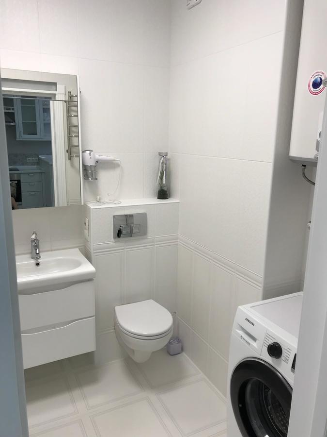 Luxe Apartment On Drahomanova Kiev Dış mekan fotoğraf